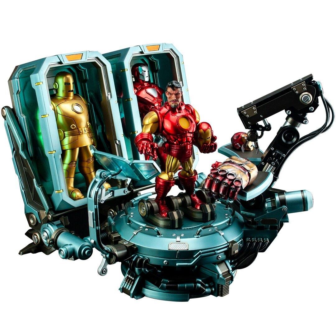 [PREORDER] Iron Man Hall of Armor (ES 99)