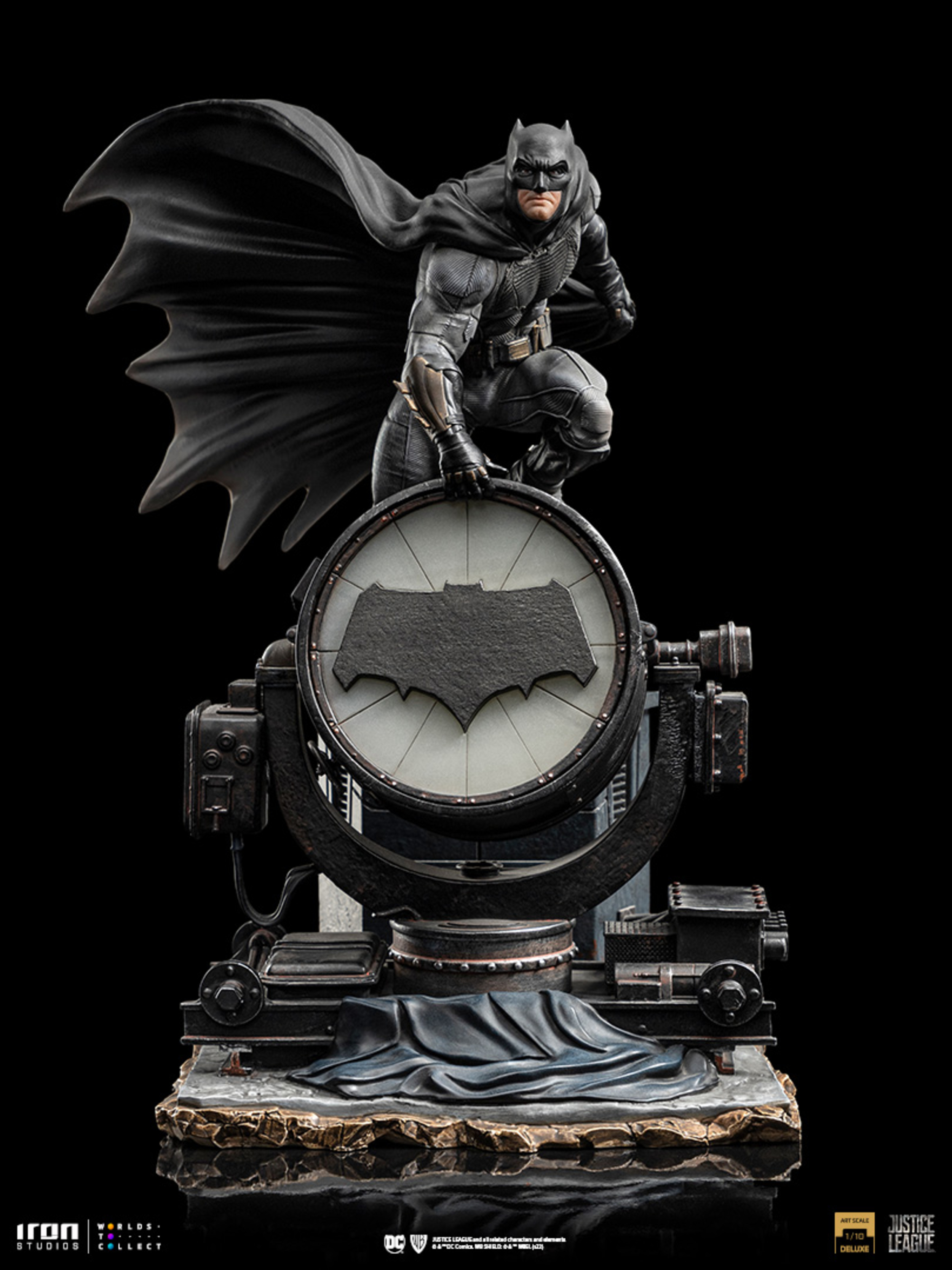 [PREORDER] Batman On Batsignal Deluxe Zack Snyder's JL Art Scale 1/10